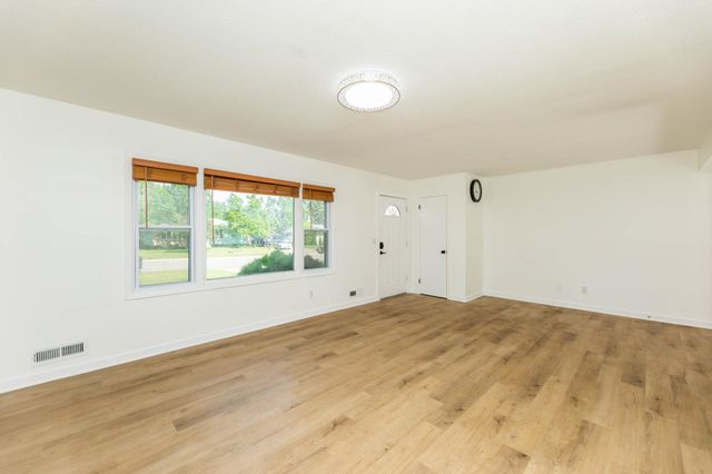 8034 Jackson Street NE, Spring Lake Park, MN 55432