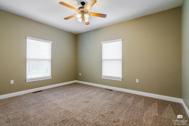 1104 East Park Grove, Manhattan, KS 66503