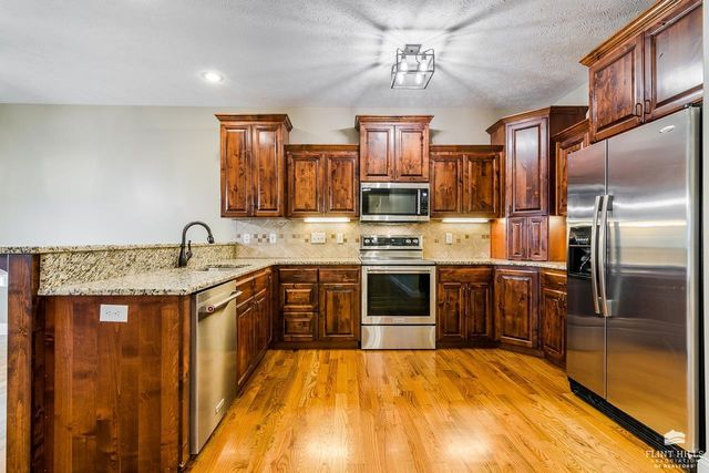 1104 East Park Grove, Manhattan, KS 66503