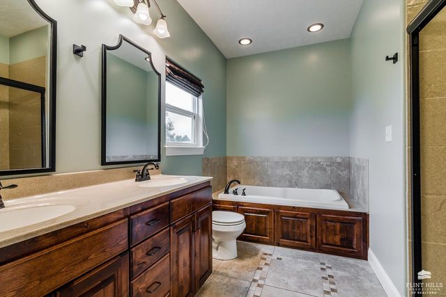 1104 East Park Grove, Manhattan, KS 66503
