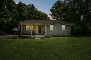 7116 Meadow View Dr, Fairview, TN 37062