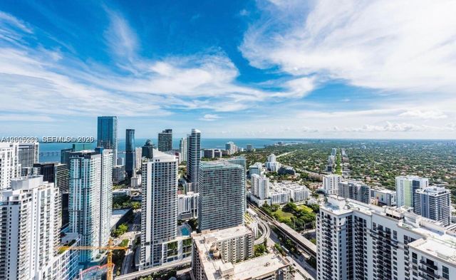 55 SW 9th St 2604, Miami, FL 33130