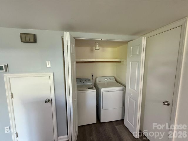 8526 Castle Pine Court 2, Charlotte, NC 28226