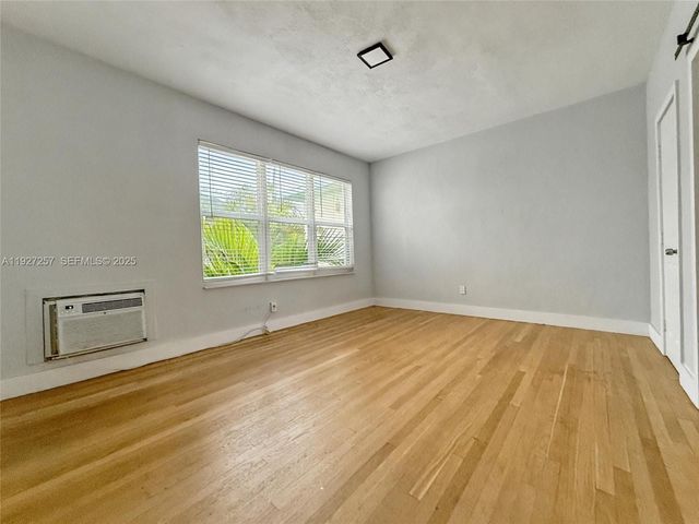 315 W 28th St 14, Miami Beach, FL 33140