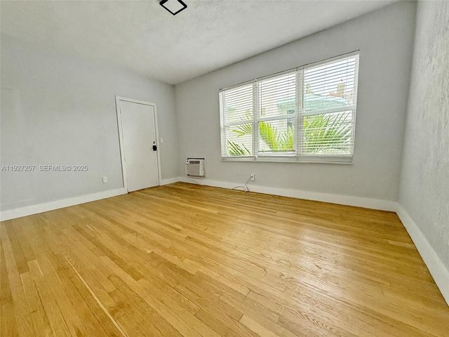 315 W 28th St 14, Miami Beach, FL 33140