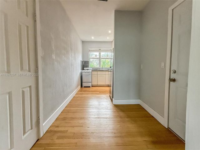 315 W 28th St 14, Miami Beach, FL 33140