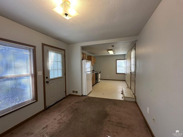 1218 1220 N 11th, Manhattan, KS 66502