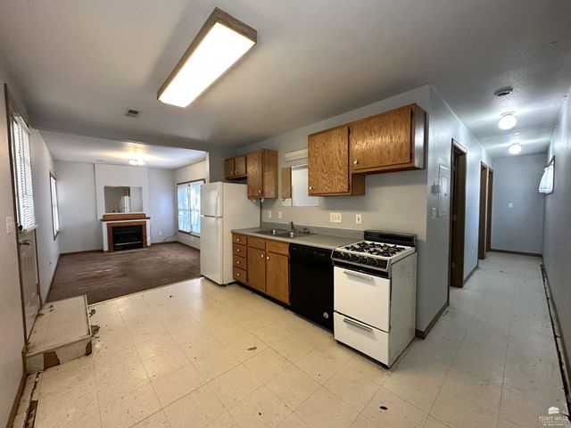 1218 1220 N 11th, Manhattan, KS 66502