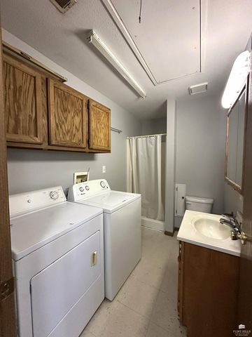 1218 1220 N 11th, Manhattan, KS 66502