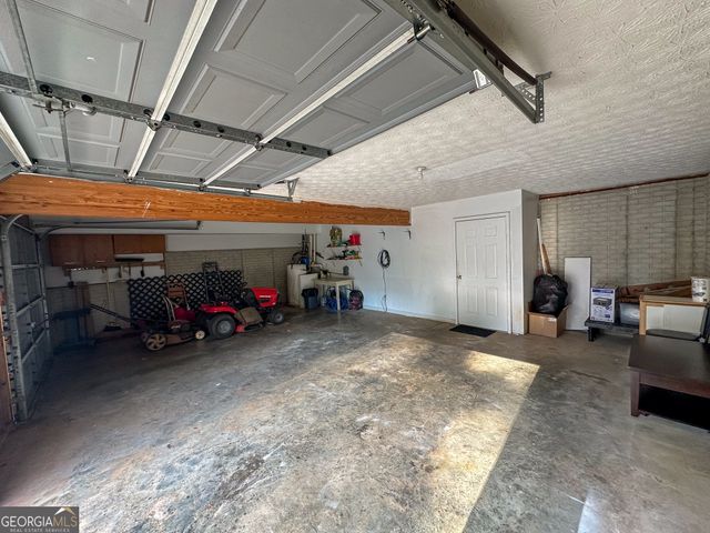 198 Brenda Ellen Drive, Newnan, GA 30265