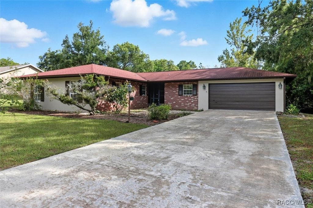 2140 W Cindy Lane, Lecanto, FL 34461