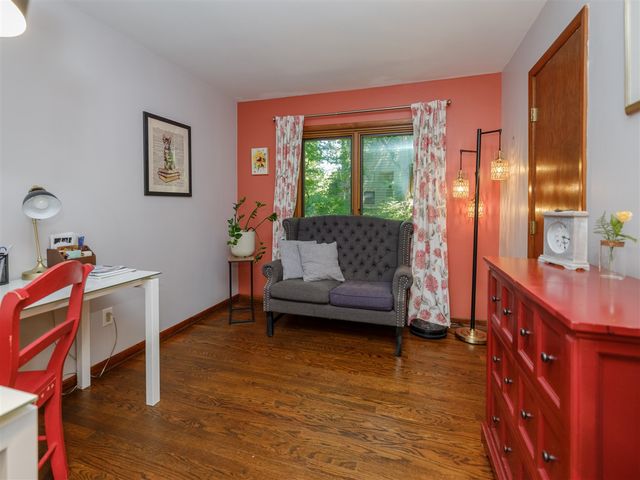 9951 Springwood Drive, Kalamazoo, MI 49009