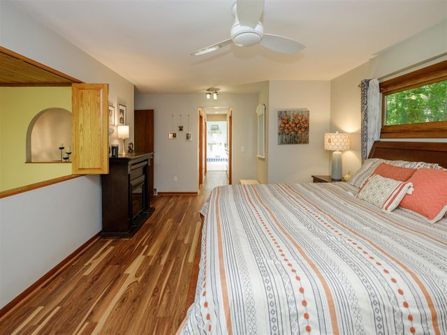 9951 Springwood Drive, Kalamazoo, MI 49009