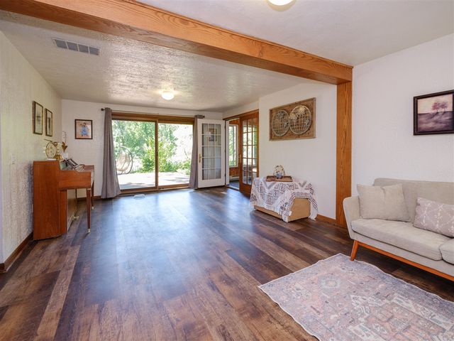 9951 Springwood Drive, Kalamazoo, MI 49009