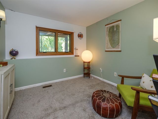 9951 Springwood Drive, Kalamazoo, MI 49009