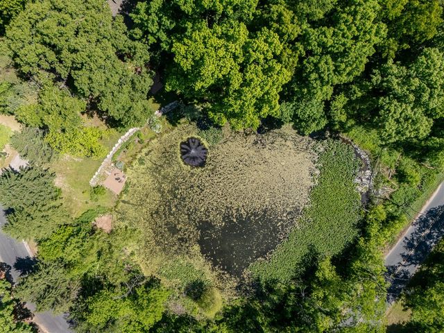 9951 Springwood Drive, Kalamazoo, MI 49009