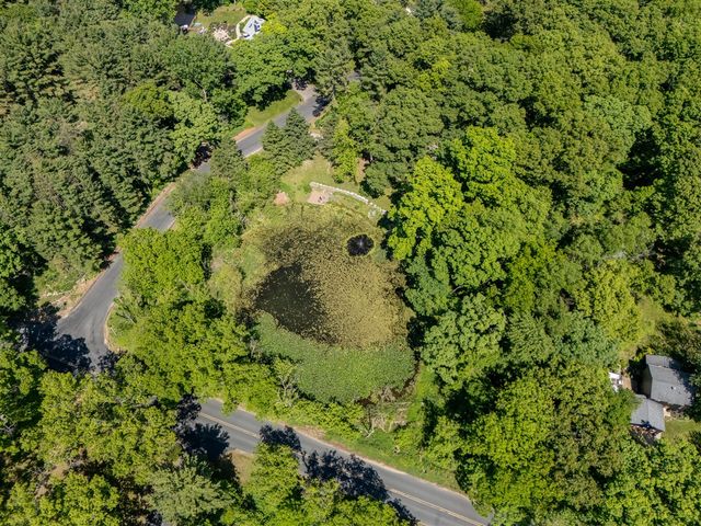 9951 Springwood Drive, Kalamazoo, MI 49009