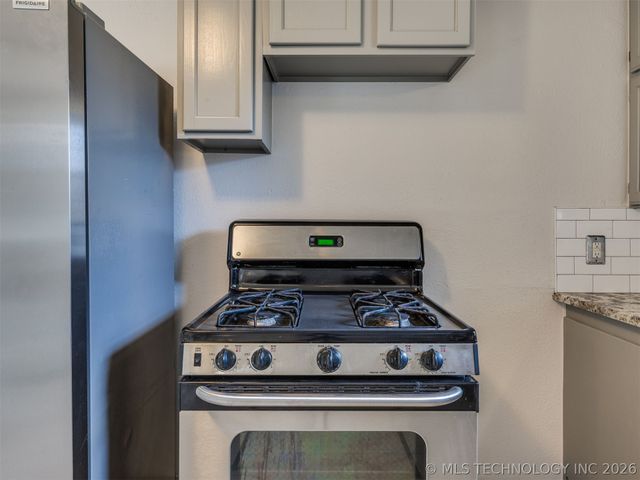 1923 N Elwood Avenue, Tulsa, OK 74106