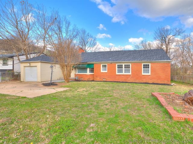 1923 N Elwood Avenue, Tulsa, OK 74106