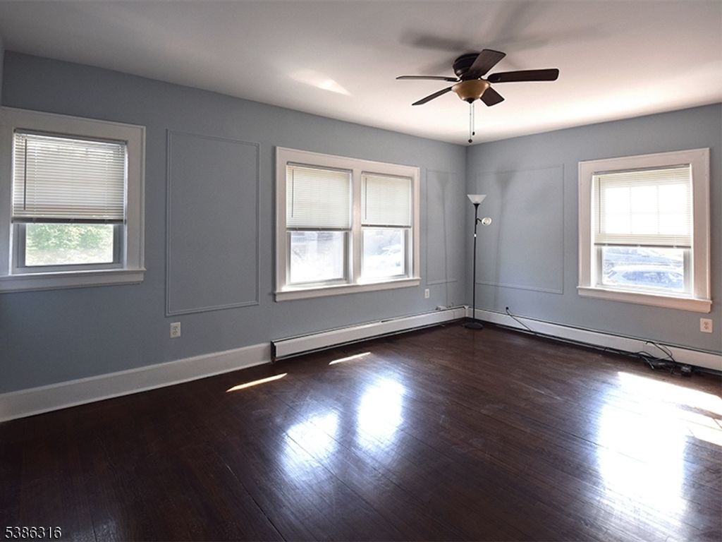 488 Heywood Ave, City Of Orange Twp., NJ 07050 — photo 3