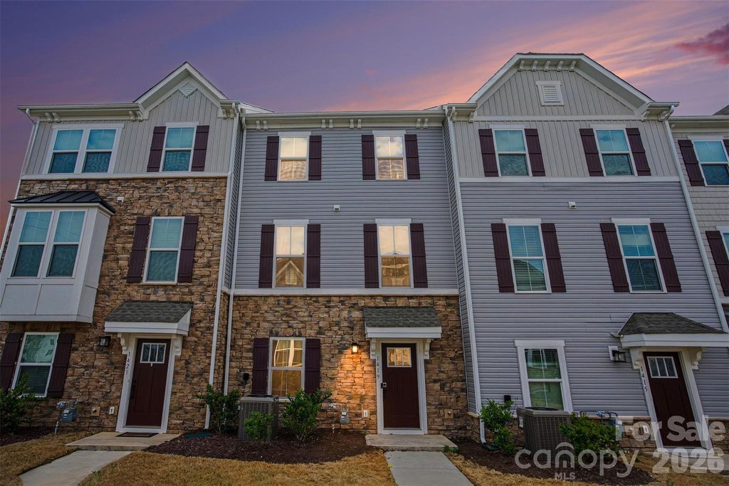 1419 Newell Towns Lane, Charlotte, NC 28262