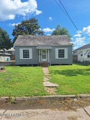 1225 W South Street, Opelousas, LA 70570