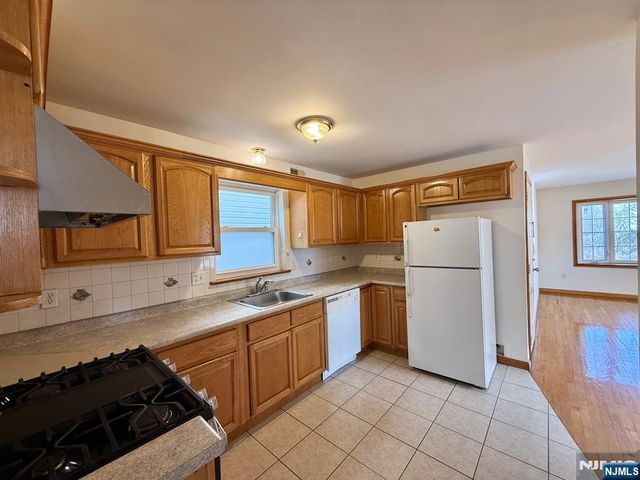 725 Jersey Street 1F, Harrison, NJ 07029