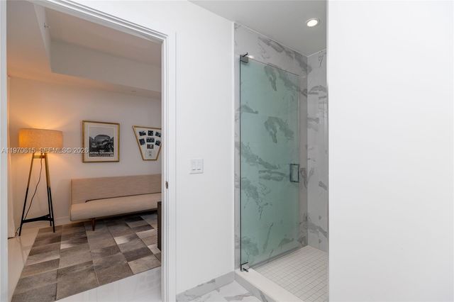 851 NE 1st Ave 2812, Miami, FL 33132