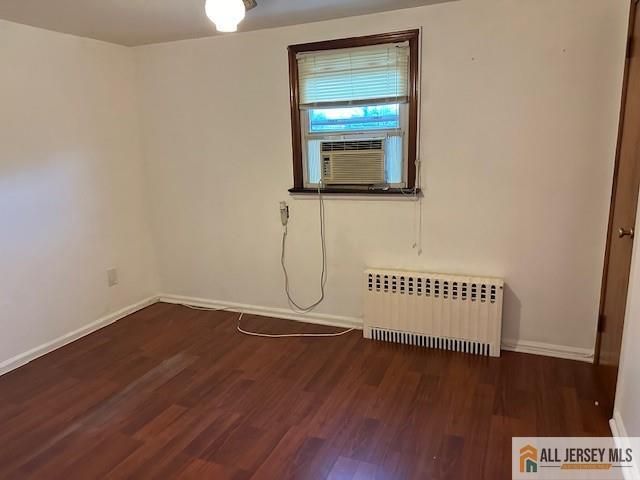 29 Harrison Avenue, Edison, NJ 08837