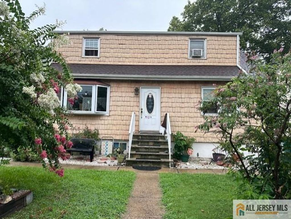 29 Harrison Avenue, Edison, NJ 08837