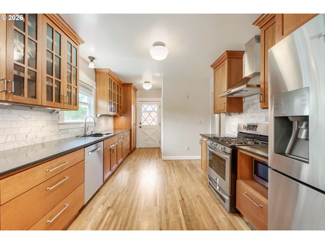 4131 Se 52ND Ave, Portland, OR 97206