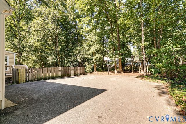 2420 Olde Queen Ter, Midlothian, VA 23113