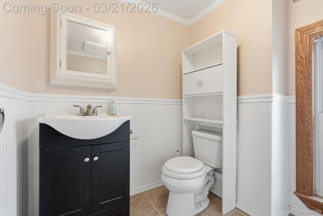 49777 Card Road, Macomb Township, MI 48044