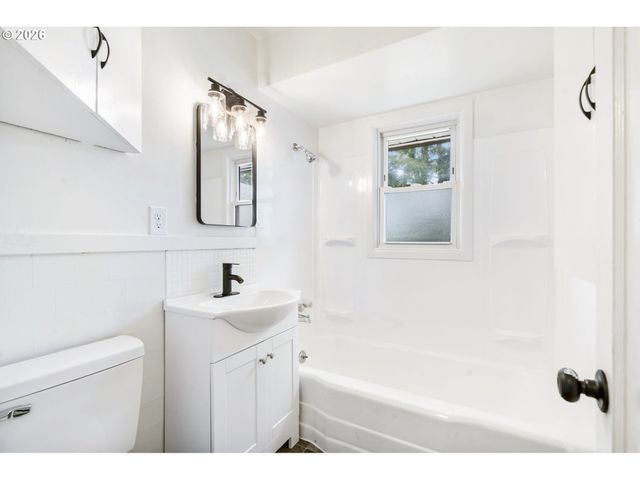 4407 Ne VALLEY VIEW Ln, Vancouver, WA 98663