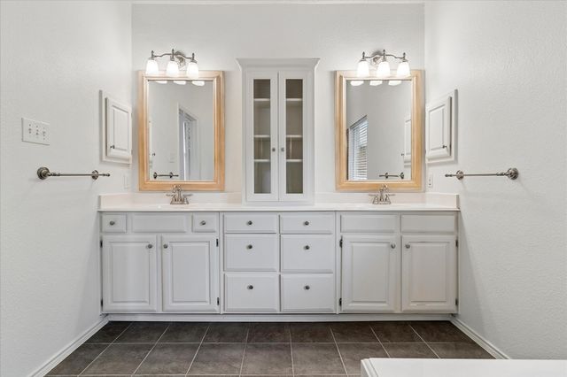 1232 Wildflower Lane, Mesquite, TX 75249