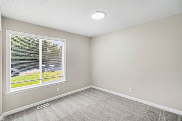 229 Sydelle Avenue, Kalamazoo Twp, MI 49006