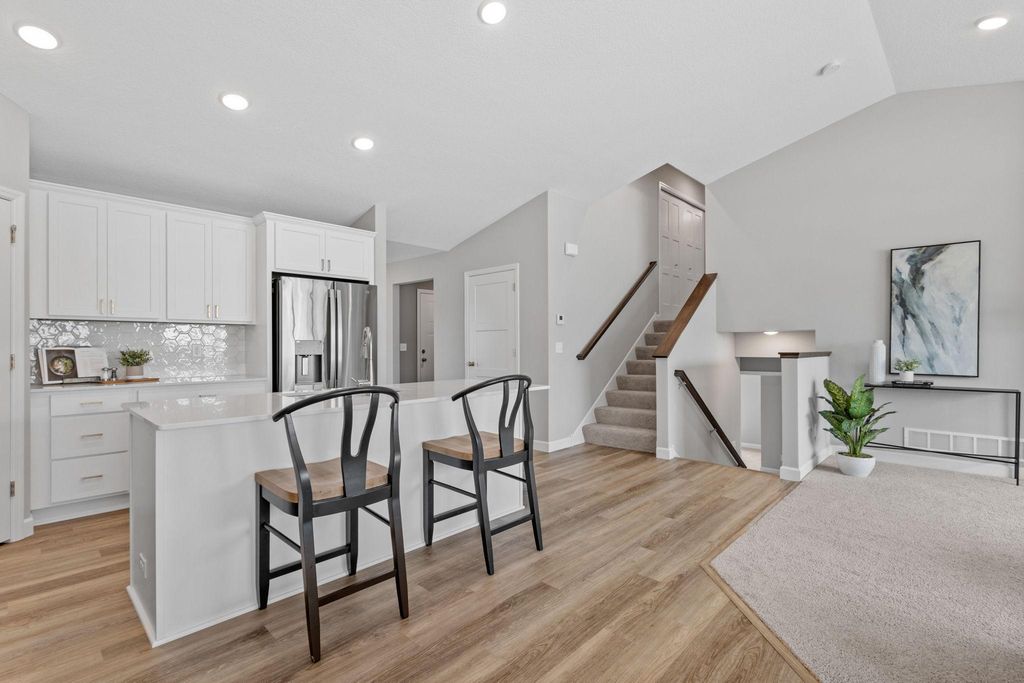 810 Walnut Court, Hanover, MN 55341 — photo 4