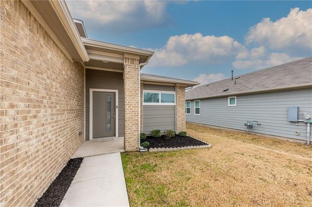 4613 Oxgang DR, Pflugerville, TX 78660