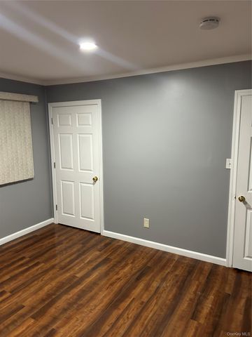42 Benburb Street, Amityville, NY 11701