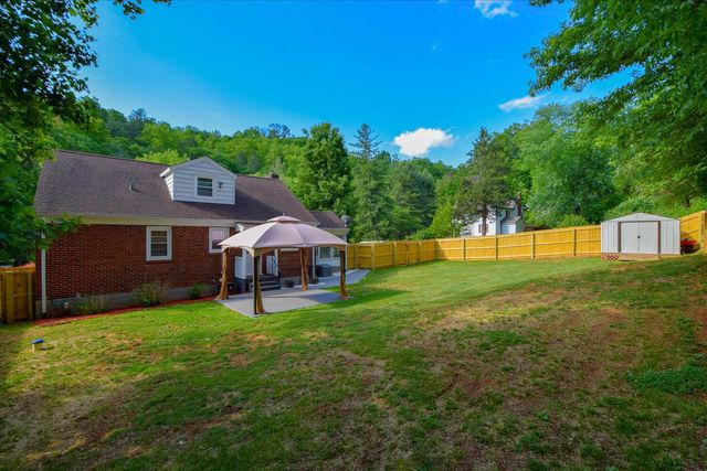 6531 Old Mill RD, Roanoke, VA 24018