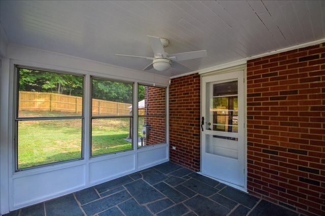 6531 Old Mill RD, Roanoke, VA 24018