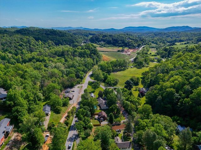 6531 Old Mill RD, Roanoke, VA 24018