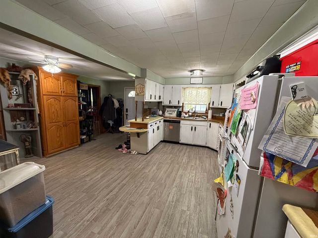 407 N West Street, Odon, IN 47562