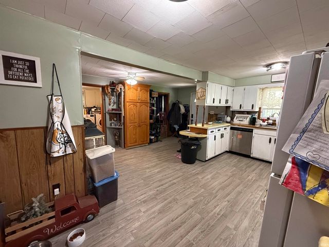 407 N West Street, Odon, IN 47562