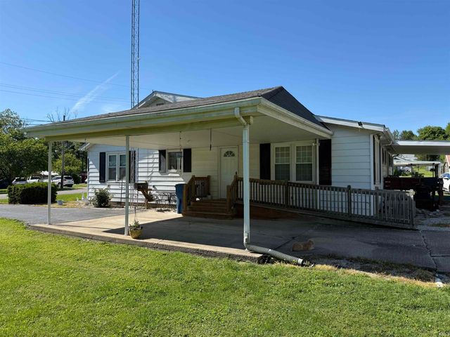 407 N West Street, Odon, IN 47562