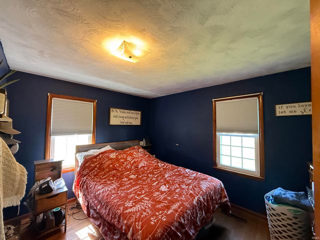 407 N West Street, Odon, IN 47562