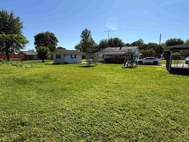 407 N West Street, Odon, IN 47562