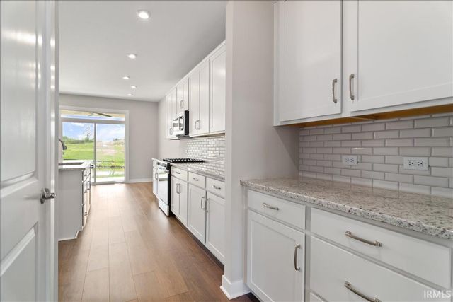 5093 Jackson Drive, Newburgh, IN 47630