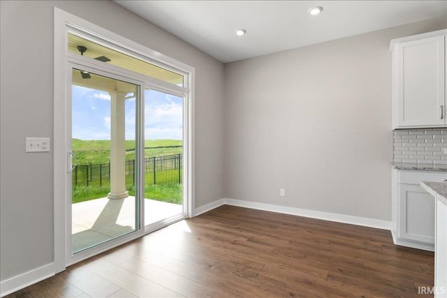 5093 Jackson Drive, Newburgh, IN 47630