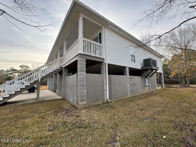 133 Poinsetta Loop, Pass Christian, MS 39571